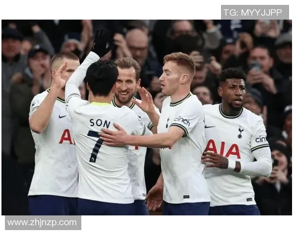 2017年诺丁汉森林队与雷丁队精彩对决回顾与赛季分析 2017年诺丁汉森林队与雷丁队精彩对决回顾与赛季分析