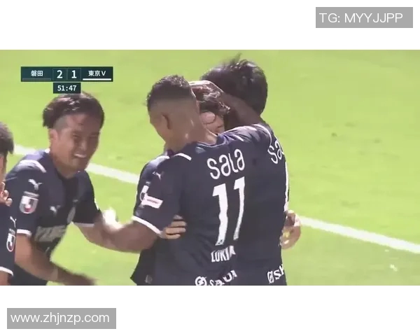 般田喜悦迎战东京绿茵全力争胜展现足球激情与团队精神
