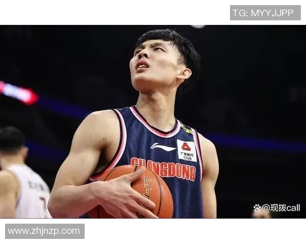 CBA激战深圳队迎战同曦队全力争胜精彩赛事不容错过