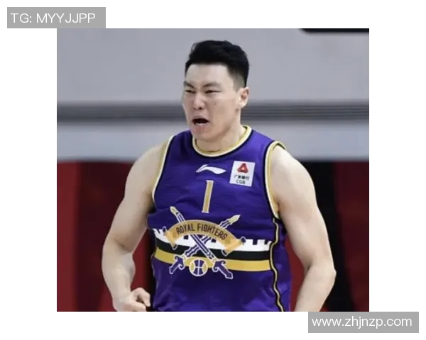 李根：从篮球场上的拼搏到生活中的坚持，展现不屈精神与奋斗历程