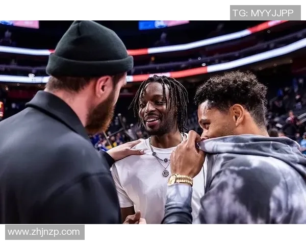 杰拉米格兰特的篮球之路与未来展望：从新秀到全能球员的蜕变之旅