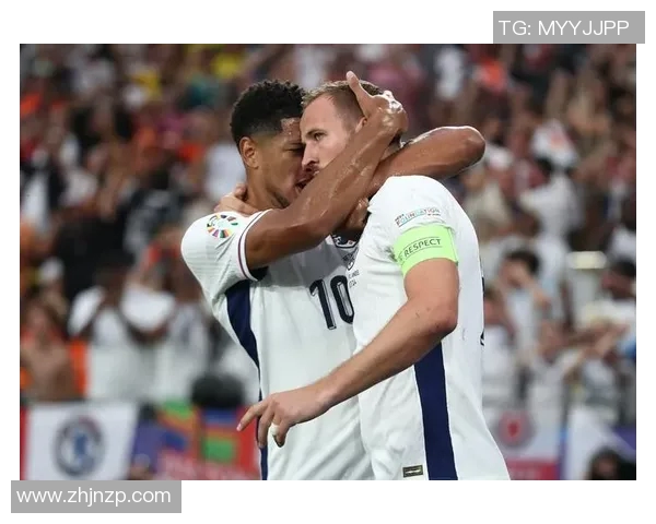 梦12队迎战西班牙队全力以赴争夺胜利的精彩对决即将上演